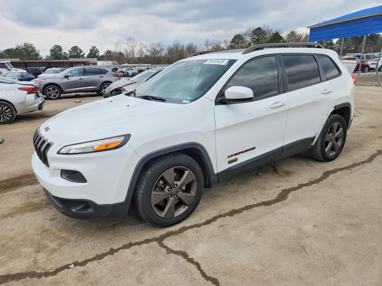 2016 Jeep Cherokee – 1C4PJLCB9GW284066