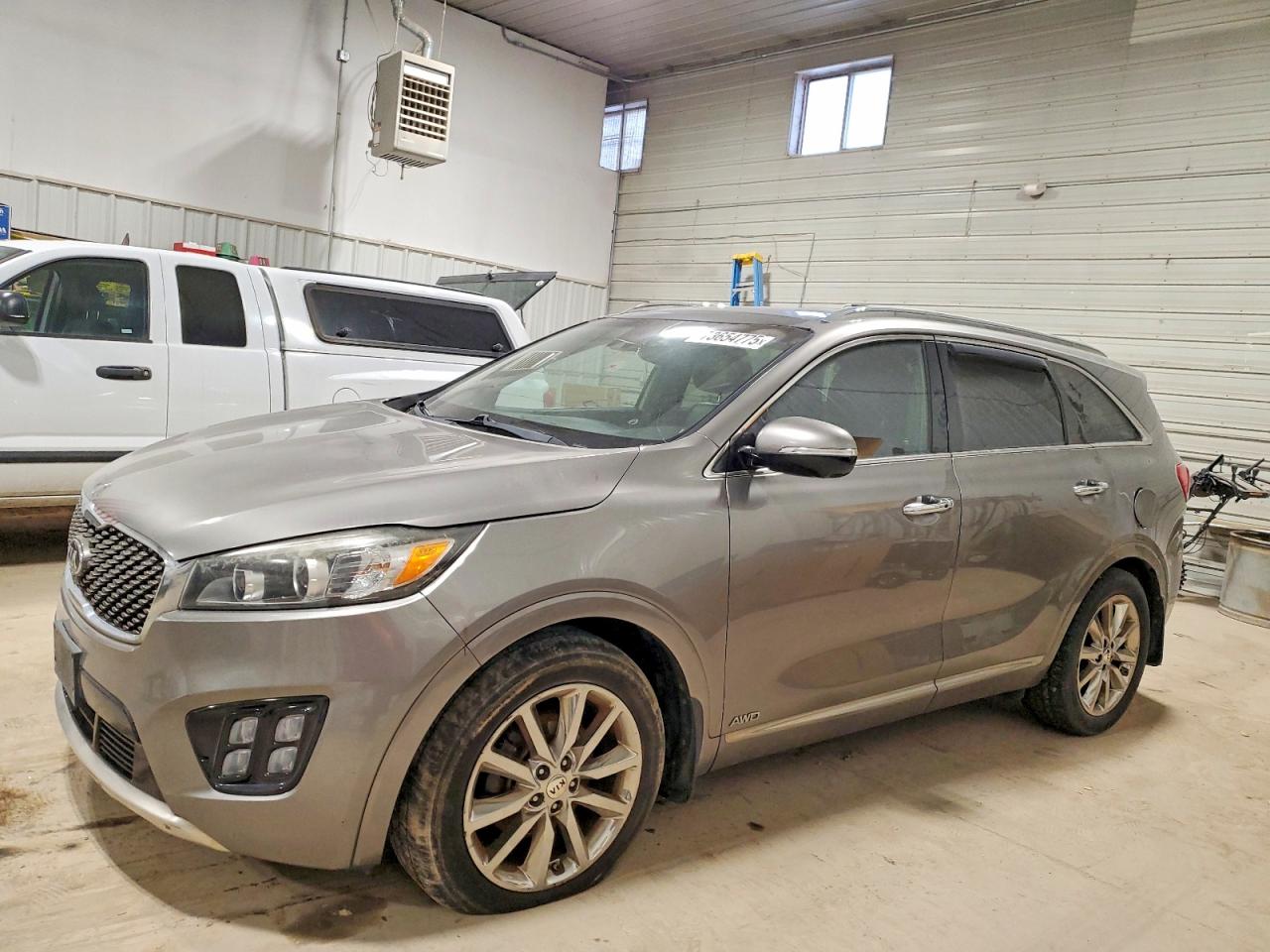 2016 Kia Sorento – 5XYPKDA53GG068436